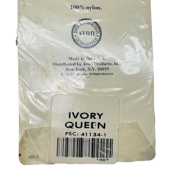 10/$25🦋 NIP Vintage Avon Legwear Ivory Comfort Top Knee Hi's 3-Pack - Queen - Picture 5 of 7